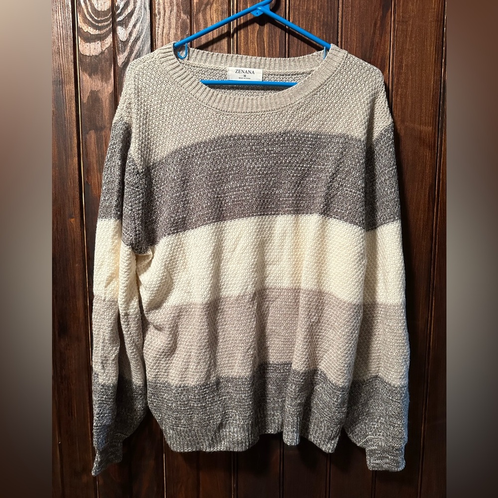 NWOT Women’s Sweater